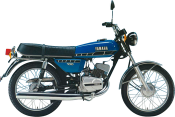 YAMAHA RS 100 DX