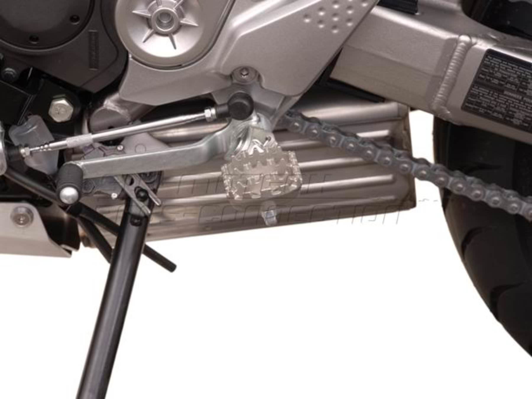 SW-MOTECH FUSSRASTEN-KIT